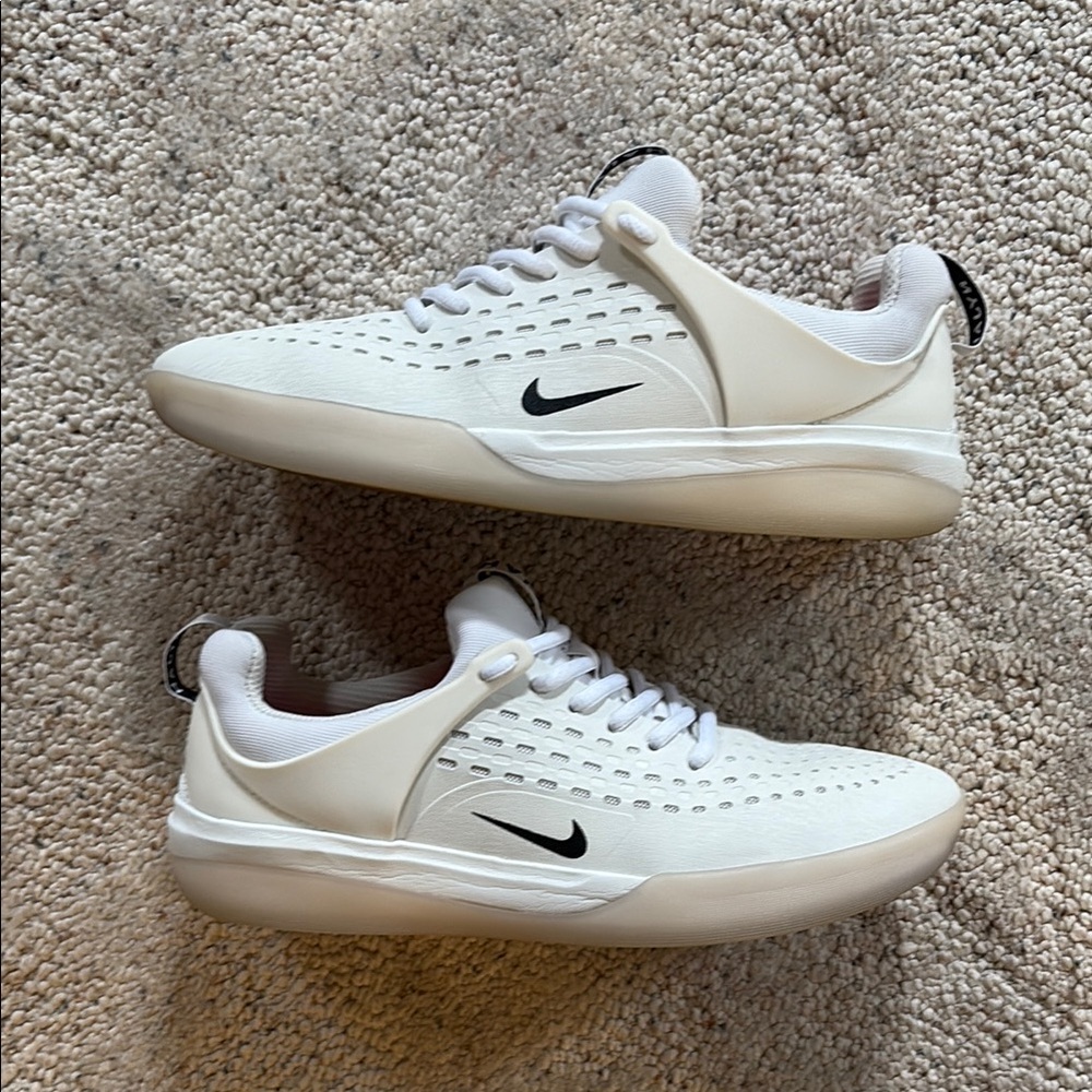 Nike Men's White Sneakers